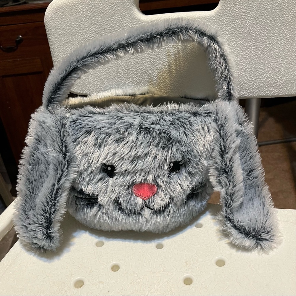 Adorable, soft and fluffy Easter egg basket